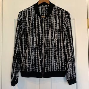 Chelsea & Theodore Zip Front Black and White Light Café Jacket Size L